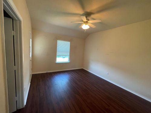 110 Sunburst Ct, Weatherford TX  76087-8911 exterior