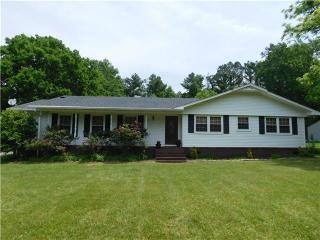 608 Fall River Rd, Lawrenceburg, TN 38464-3931