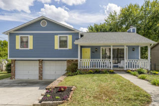 856 Smoke Creek Rd, Knoxville, TN 37934-5086