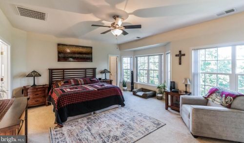 15575 Kelley Farm Ct, Woodbridge VA  22193-5784 exterior