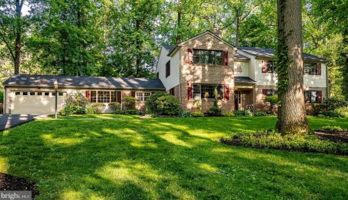 300 Locust Ln, Kennett Sq, PA 19348-1637
