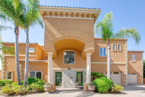 1527 Hunsaker St, Oceanside, CA 92054-5623