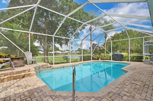 1556 Monarch Club Dr, Palm City FL  34990-8401 exterior