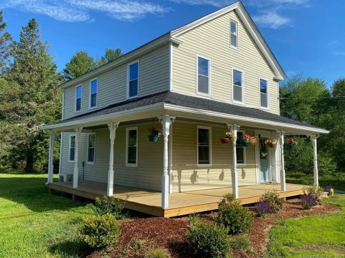 519 Hampton Rd, Pomfret Center, CT 06259-2030