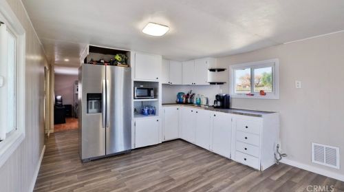 2260 Rialto Ave, San Bernardino CA  92410-1534 exterior