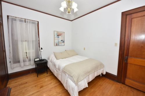 2737 Howell Ave, Milwaukee WI 53207-2013 exterior