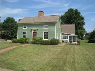 1905 Tanglewood Cir, Fairhope, OH 44641-2716