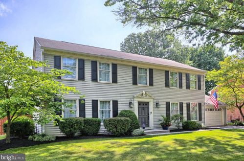 6339 Pennsboro Dr, Navy Sup Dpt, PA 17050-2323