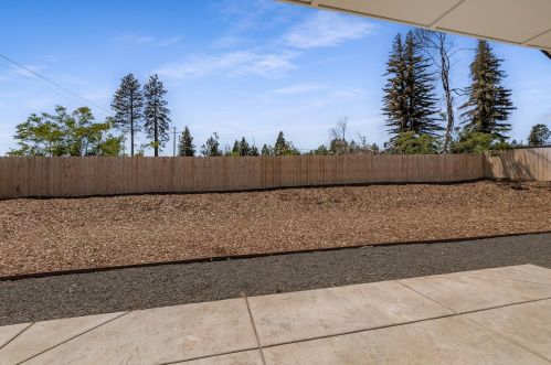 6081 Maxwood Dr, Paradise CA  95969-4348 exterior