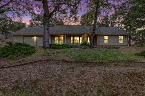 17823 Silver Pine Dr, Lake Wildwood, CA 95946-9596