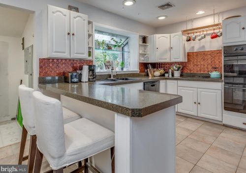 200 Park Dr, Camden NJ  08108-2236 exterior