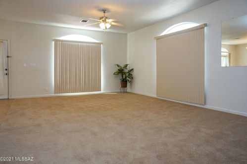 6246 Dark Water Way, Tucson, AZ 85706-7916