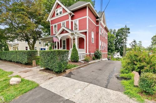 126 Winthrop St, New Britain, CT 06052-1731