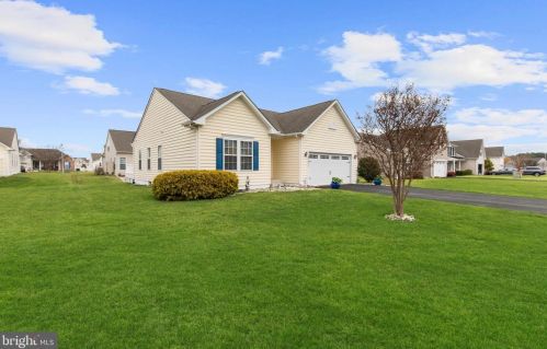 37903 Bayview Cir, Selbyville DE  19975-2872 exterior