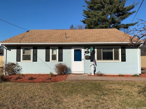 468 Litchfield Dr, Windsor Locks, CT 06096-2041