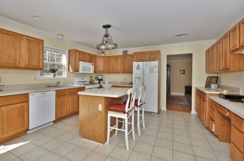33 Rock Ridge Rd, Parsippany NJ  07834-2310 exterior