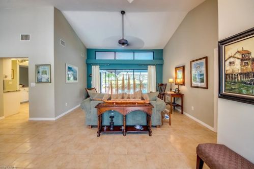 1801 12th Ct, Cape Coral, FL 33991-3263