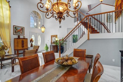 1885 139 Ter, Hollywood FL  33028-2837 exterior