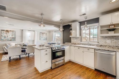 3641 Cook St, Denver CO 80205-3740 exterior