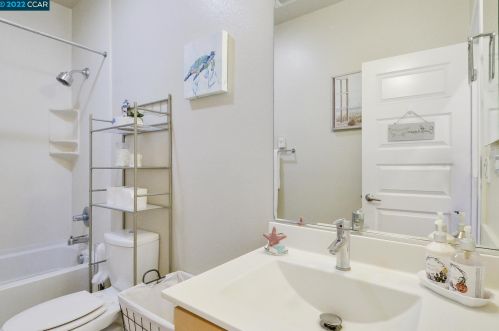 2243 Eastport Dr, Oakley CA  94561-3539 exterior