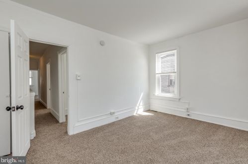 307 Hunter St, Gloucester NJ  08030-2016 exterior