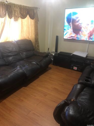 194-12 100th Ave, Jamaica, NY 11423-3233