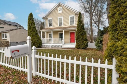 6 Nolan St, Norwalk CT  06850-2525 exterior