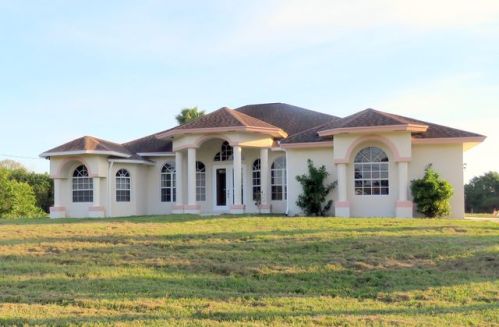 18726 48th Ave, Town Of Loxahatchee Groves, FL 33470-2342