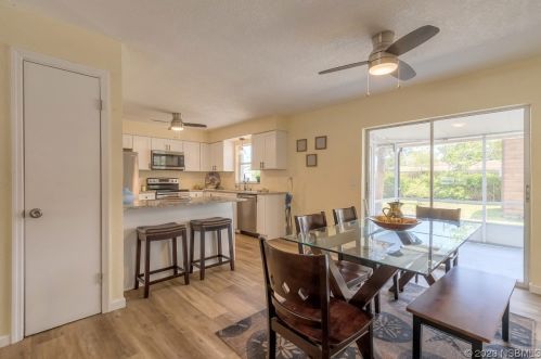 1851 Lime Tree Dr, Edgewater FL  32141-3901 exterior
