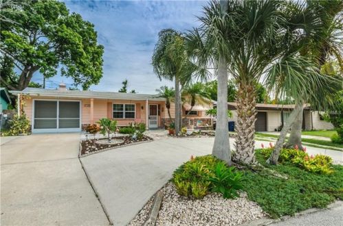 4307 Belleville Ave, Tarpon Springs, FL 34691-1702