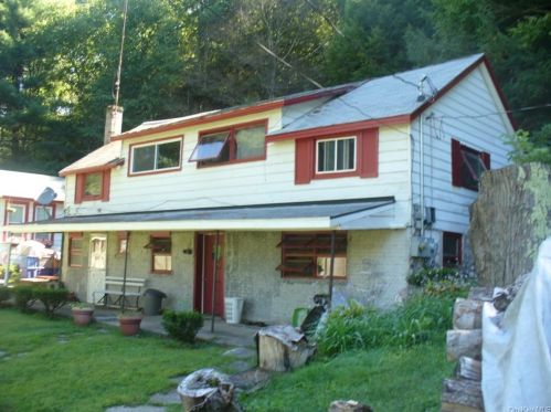 722 Old Route 17, Monticello NY  12701-7019 exterior