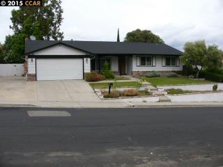171 Fairoaks Way, West Pittsburg, CA 94565-6207