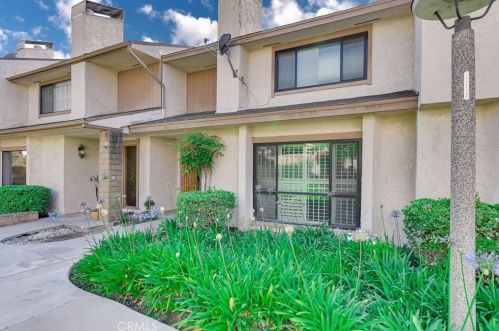 40 Candlewood Way, Buena Park, CA 90621-1006