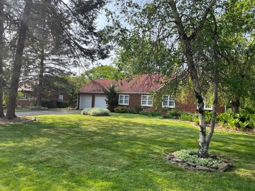 148 Easley Rd, Pittsburgh, PA 15237-3639