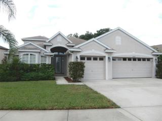4923 Pointe O Woods Dr, Zephyrhills, FL 33543-7158