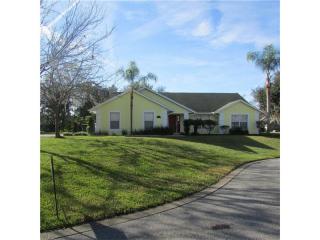 109 Shorewood Ct, Tavares, FL 32778-2019
