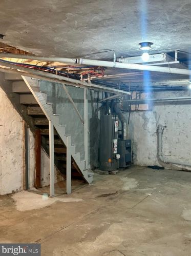 2523 69th St, Philadelphia PA  19142-2110 exterior