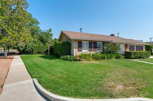 930 Banyan Dr, Redlands, CA 92373-6710