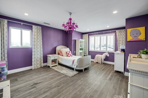 1336 1st St, Manhattan Beach CA  90266-6902 exterior