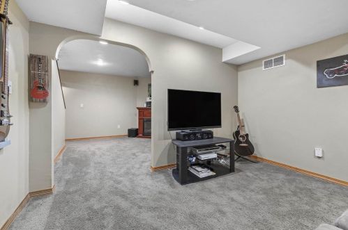 2922 Copper Mountain Ct, Green Bay WI  54313-3207 exterior