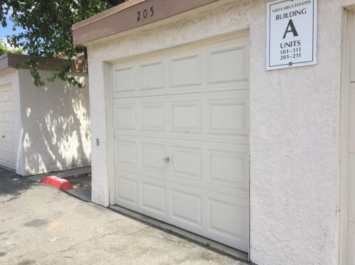 205 Candice Pl, Vista CA  92083-1941 exterior