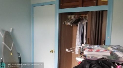 7330 1 Ct, Hollywood FL 33024-7212 exterior