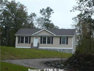 19 Herrick Rd, Brooklyn, CT 06234-1439