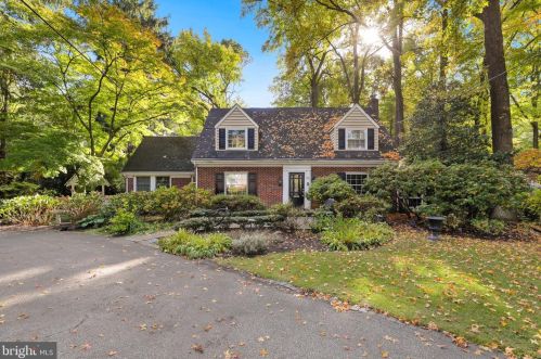 56 Park Blvd, Camden, NJ 08108-3346