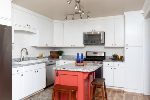 1738 Goodwin St, Seaside CA  93955-4414 exterior