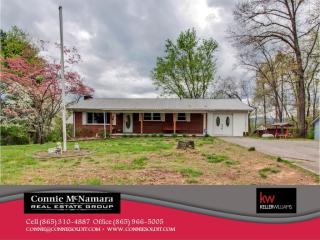 3512 Pineview Rd, Maryville, TN 37803-7318