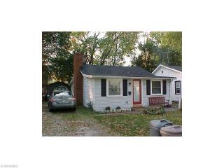 946 Peach Blvd, Willoughby, OH 44094-7169
