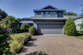 404 Belle Pointe Dr, Nashville, TN 37221-3462