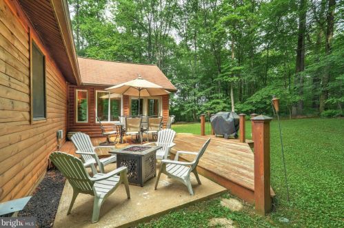 315 Bacon Rd, Red Lion PA  17356-8887 exterior