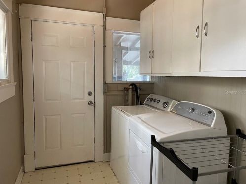 523 Frank Lloyd Wright Way, Lakeland FL  33803-1134 exterior